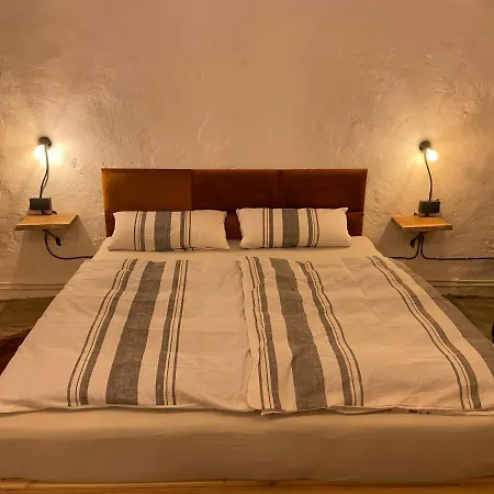 Apartment Art Boutique Budget Im Hinterhof Altstadt