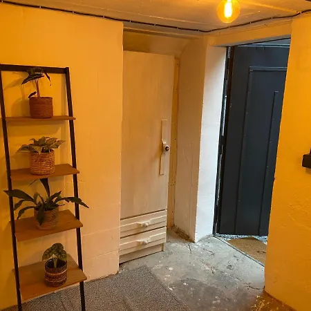 Art Boutique Budget Im Hinterhof Altstadt Apartment *