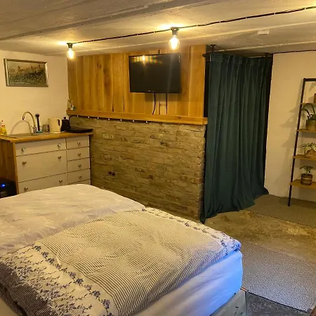 Apartment Art Boutique Budget Im Hinterhof Altstadt